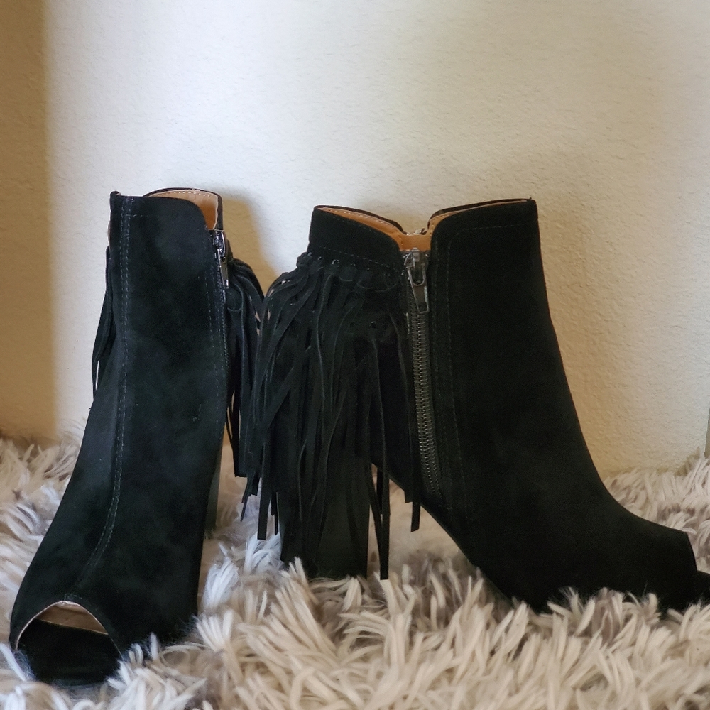 Black fringe booties